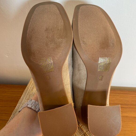 Journee Collection Block Heel Loafers Sz 8 Faux Suede Taupe - Picture 8 of 10